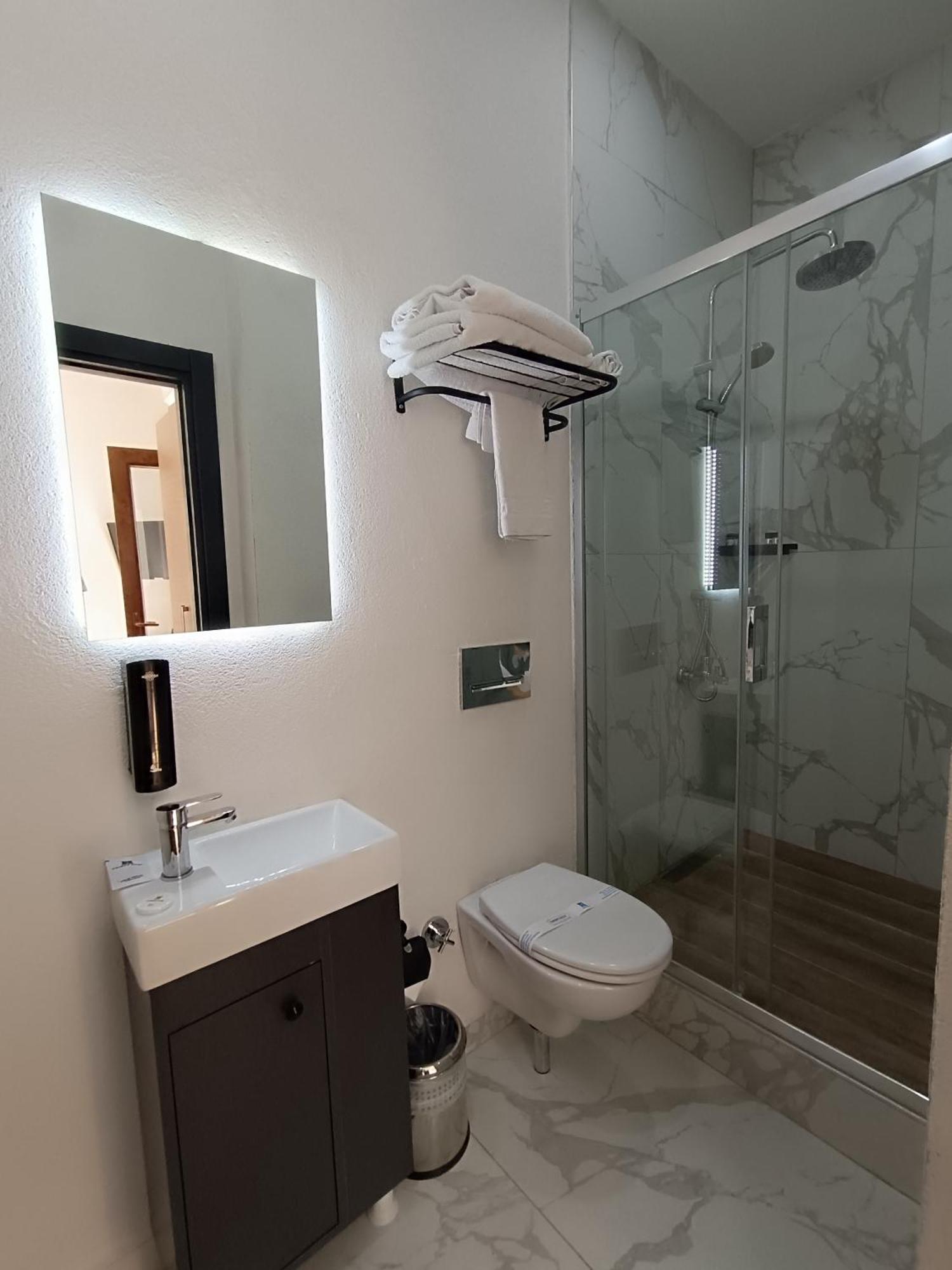 Comfy Otel Antalya Lara Экстерьер фото