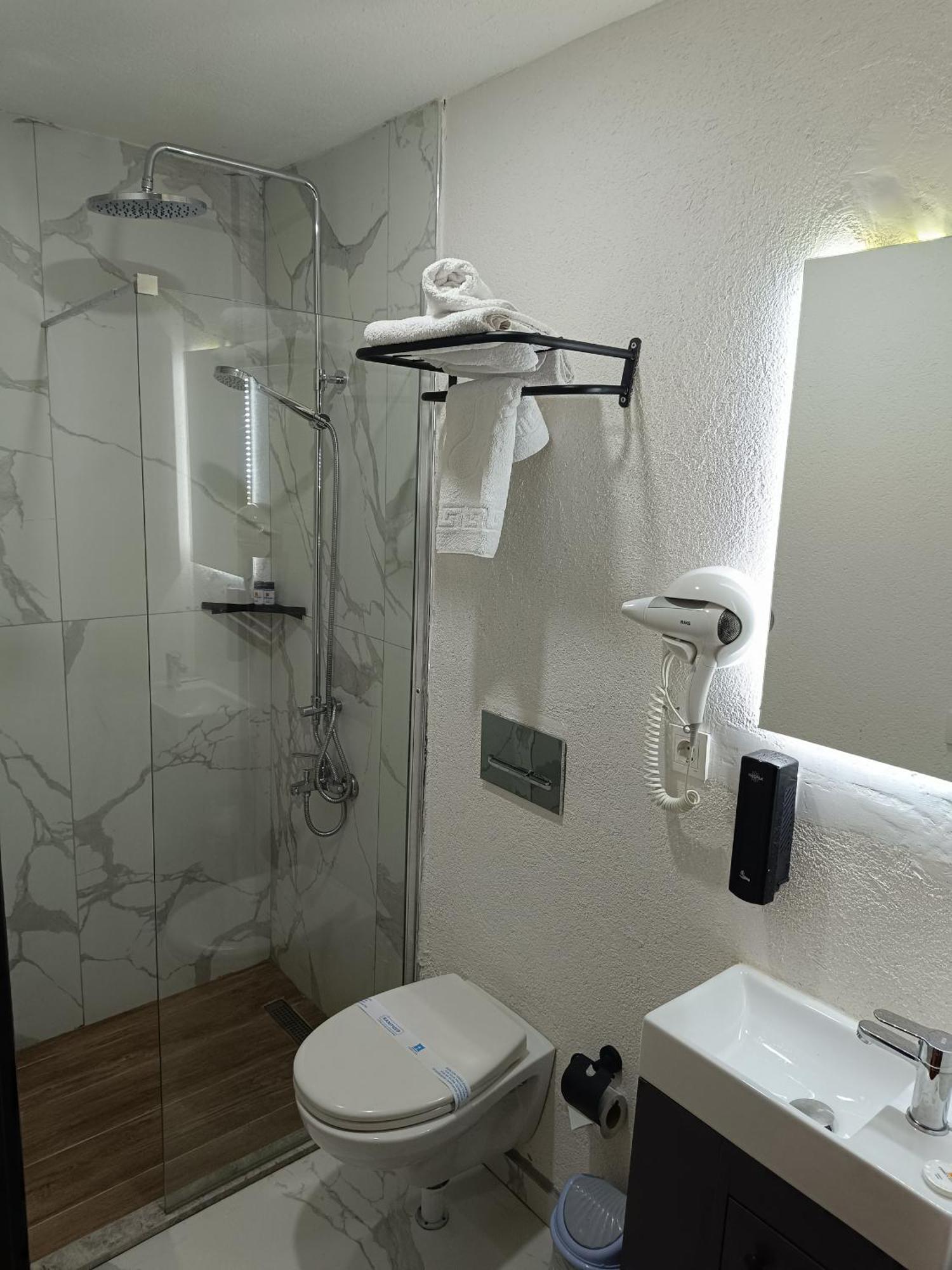 Comfy Otel Antalya Lara Экстерьер фото